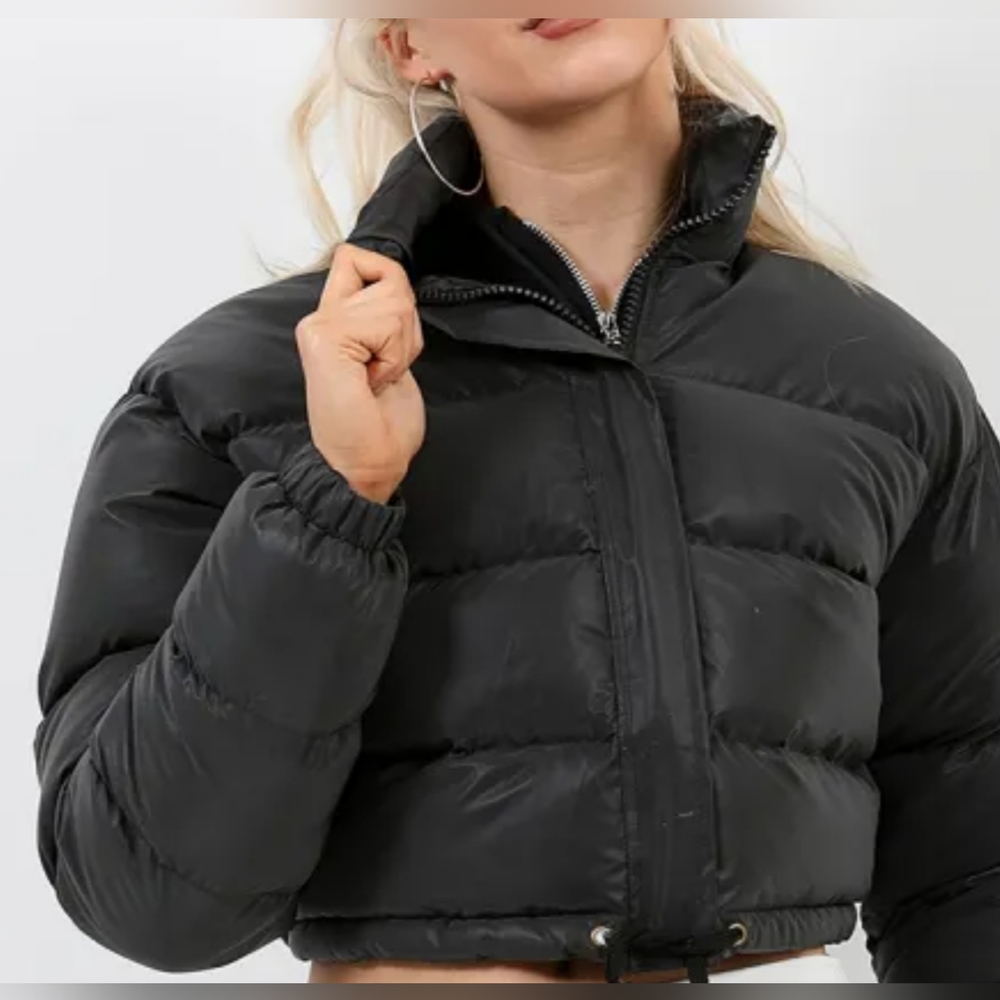 Black Women's Cropped Puffer Jacket
